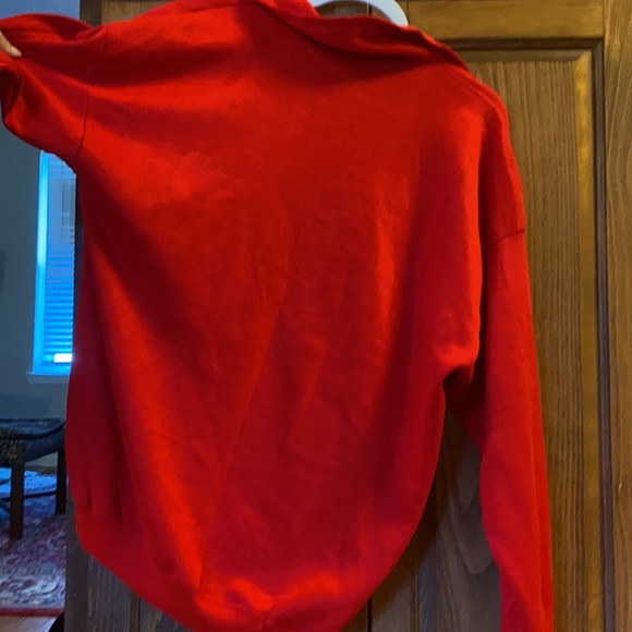 Great Wall ⛩ pullover - Picture 3 of 5